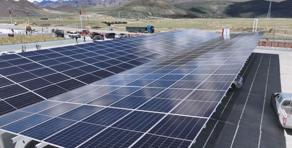 Projekt skladování fotovoltaické energie a její vyu?ívání k nabíjení pro národní p?írodní rezervaci ?umulangma