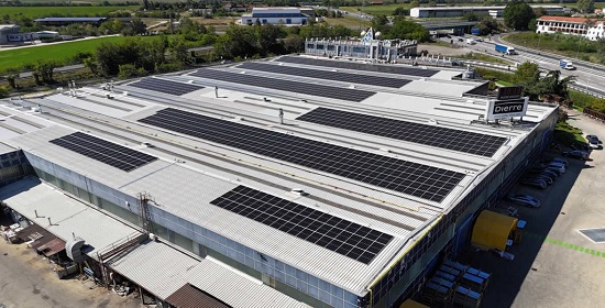 Projekt fotovoltaické v?roby energie na komer?ních a?pr?myslov?ch budovách pro spole?nost Dierre v?Itálii